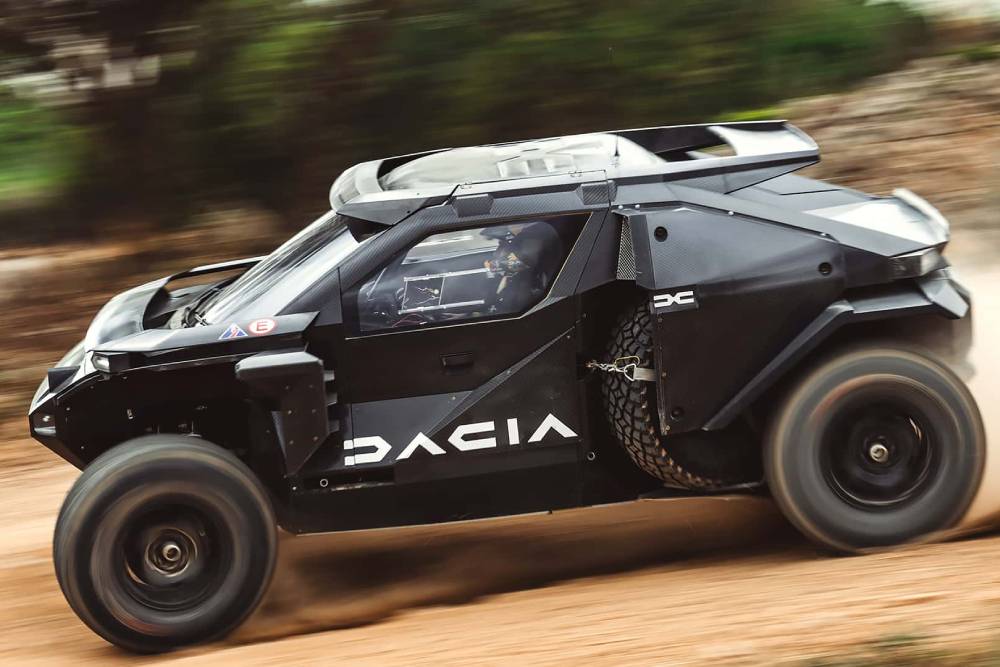 https://autogreeknews.gr/wp-content/uploads/2024/06/dacia-sandrider-2024-erste-dakar-tests-abgeschloss-9-1.jpg