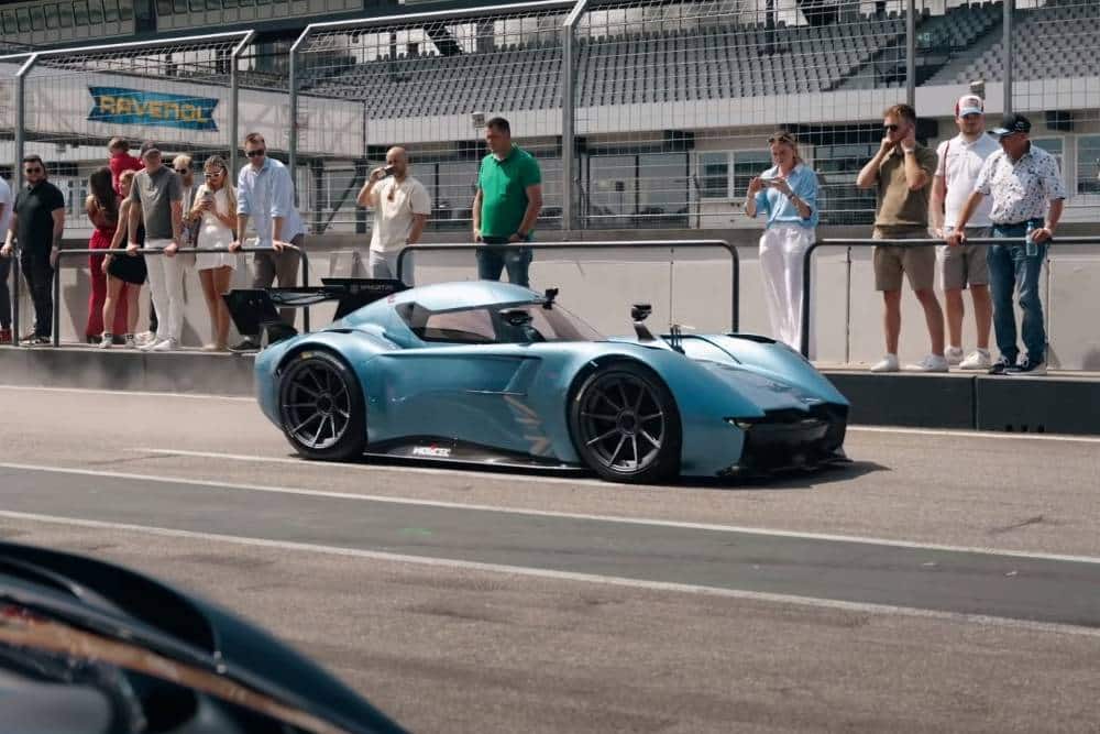 Το «Matchbox» που διέλυσε το Mercedes-AMG One (+video)