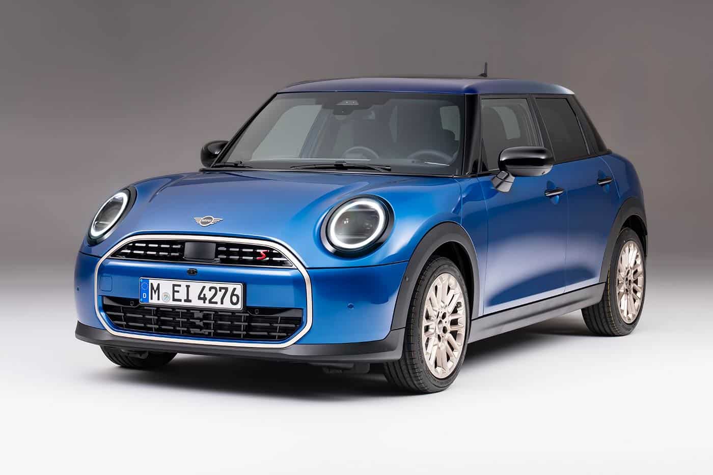 Νέο και πιο ευρύχωρο 5θυρο MINI Cooper