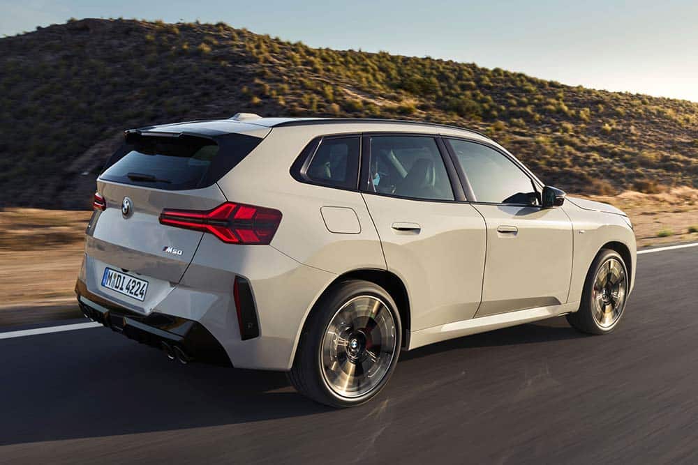 https://autogreeknews.gr/wp-content/uploads/2024/06/new-bmw-x3-m50-x-2.jpg