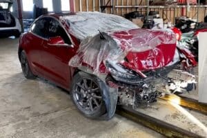 tesla-repair-costs-lead-insurance-companies-to-tot
