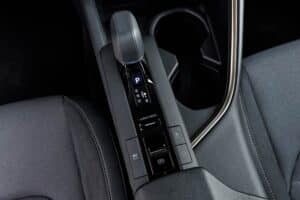 toyota-c-hr-2023-(2)