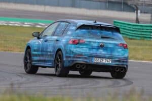 volkswagen-golf-8 (1)