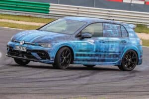 volkswagen-golf-8 (2)