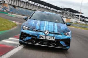 volkswagen-golf-8 (4)