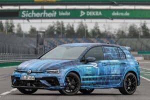 volkswagen-golf-8 (6)