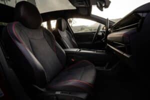 volkswagens-punchiest-ev-is-here-meet-the-id7-gtx- (10)