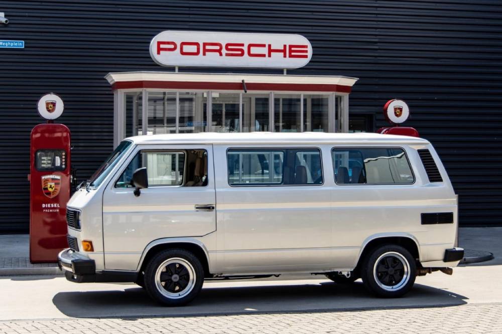 Εκπληκτικό VW-Porsche Transporter σε λεφτά 911 GT3