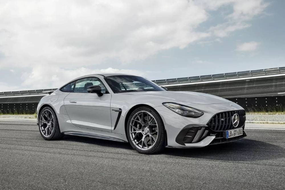 https://autogreeknews.gr/wp-content/uploads/2024/07/2025-Mercedes-AMG-GT-63-Pro-711-14.jpg
