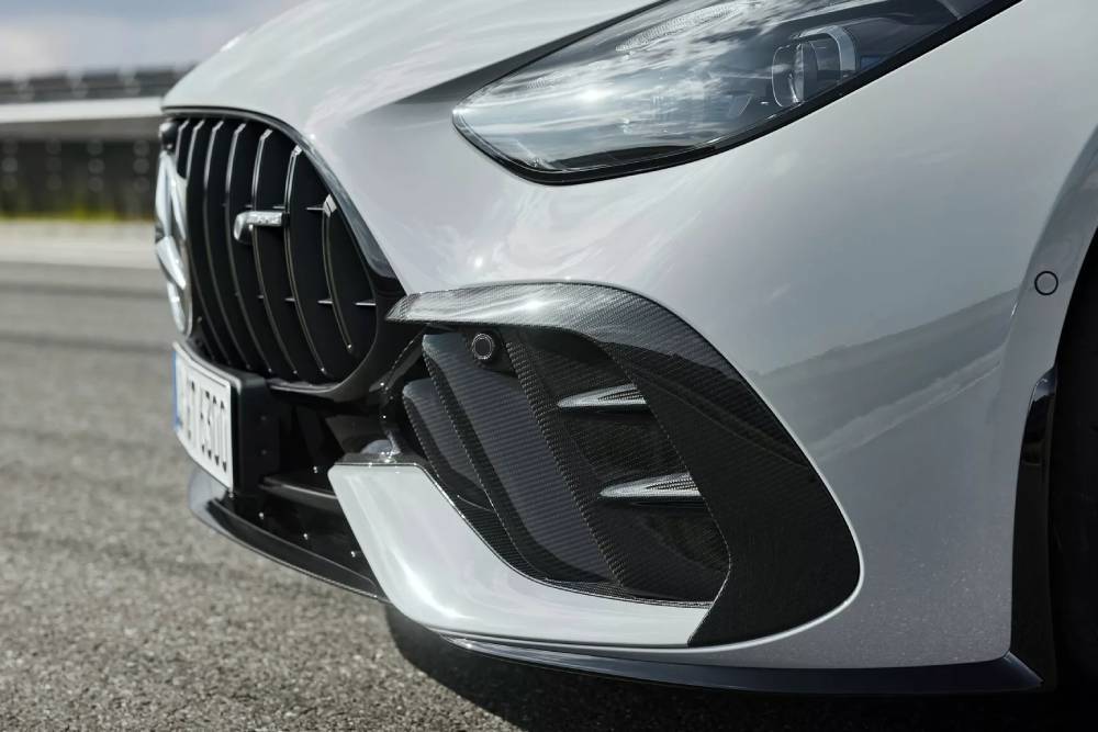 https://autogreeknews.gr/wp-content/uploads/2024/07/2025-Mercedes-AMG-GT-63-Pro-711-21.jpg