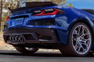 2025-chevrolet-corvette-zr1 (6)
