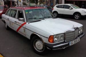7 million mercedes taxi 04
