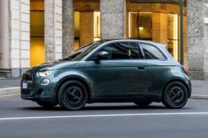 Fiat-500e-Giorgio-Armani-711-24