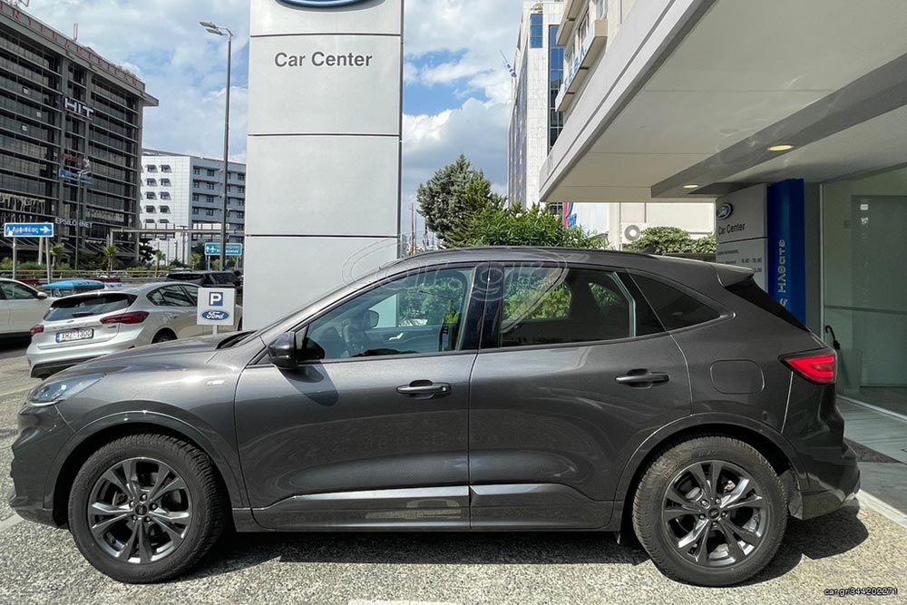 https://autogreeknews.gr/wp-content/uploads/2024/07/Ford-Kuga-2022-CarCenter-6.jpg