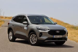 Ford-Kuga-2024-static