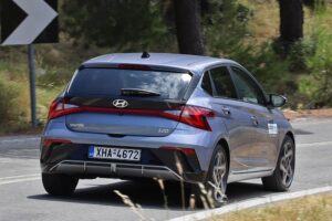 Hyundai-i20-1.0T-100-hp-2024-(3)