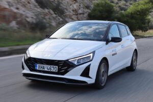 Hyundai-i20-FL-kinisi