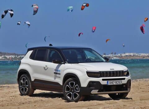 Στην Πάρο με το νέο Jeep Avenger e-Hybrid