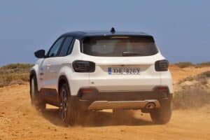 Jeep-Avenger-1.2-Hybrid-100-hp-(10)