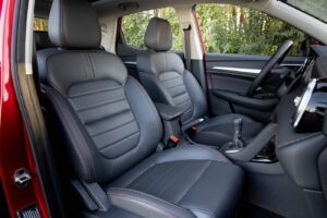 MG-ZS-interior-front