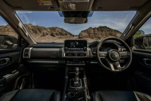 Mitsubishi-Triton-Black-Edition-Thailand-5-2048×11