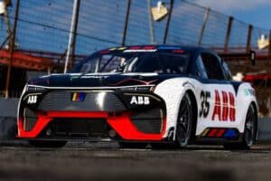 NASCAR-EV-Prototype-708-3