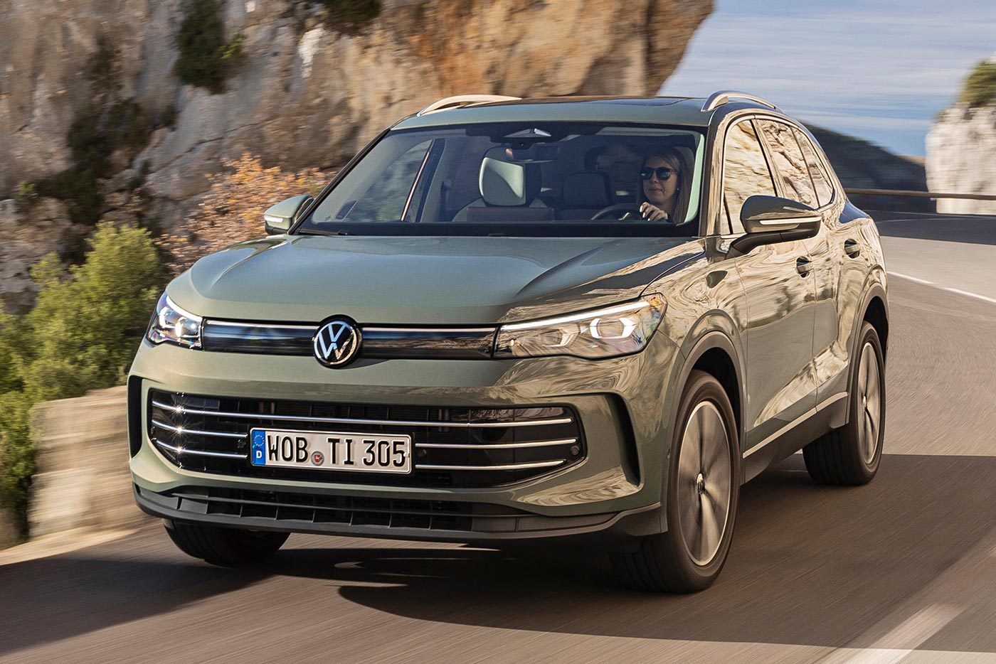 https://autogreeknews.gr/wp-content/uploads/2024/07/VW-Tiguan-kinnisi-2024.jpg