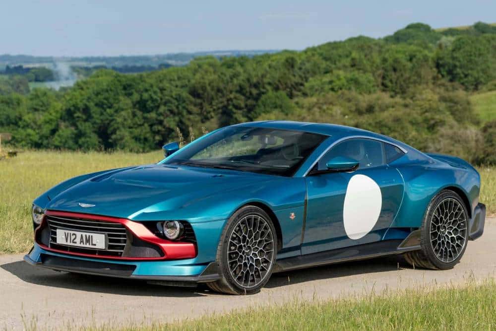 https://autogreeknews.gr/wp-content/uploads/2024/07/aston-martin-valour-first-drive-review-12.jpg