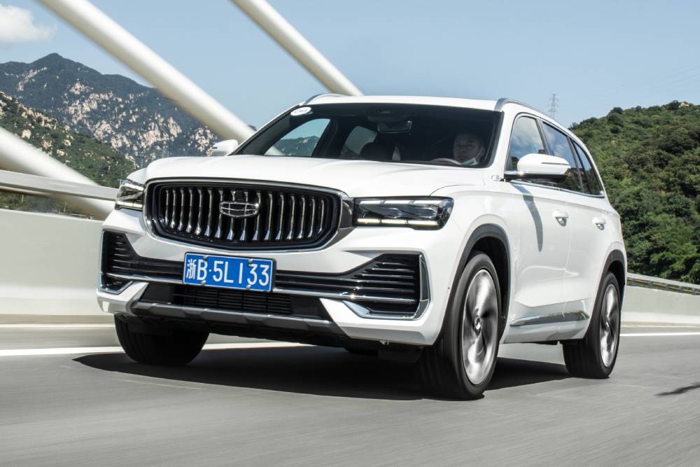 https://autogreeknews.gr/wp-content/uploads/2024/07/geely_xing_yue_l_345.jpg