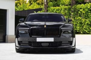 gotham-city-prop-like-rolls-royce-spectre-surfaces (6)