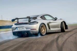 porsche cayman gt4 rs drift