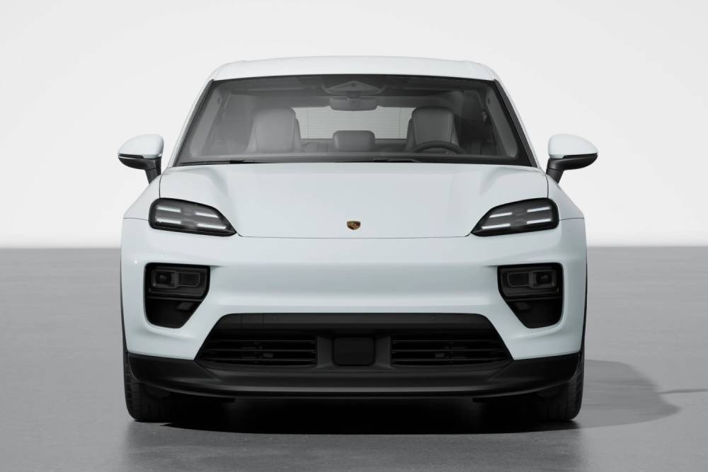 https://autogreeknews.gr/wp-content/uploads/2024/07/porsche-macan-ev-basic-05.jpg