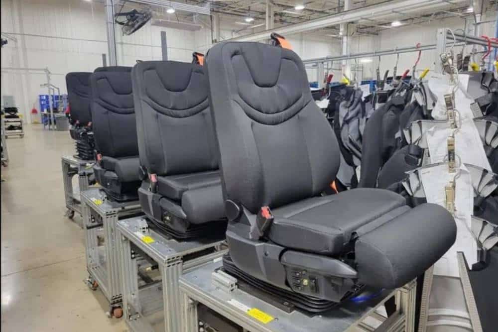 https://autogreeknews.gr/wp-content/uploads/2024/07/recaro-air-seats.jpg