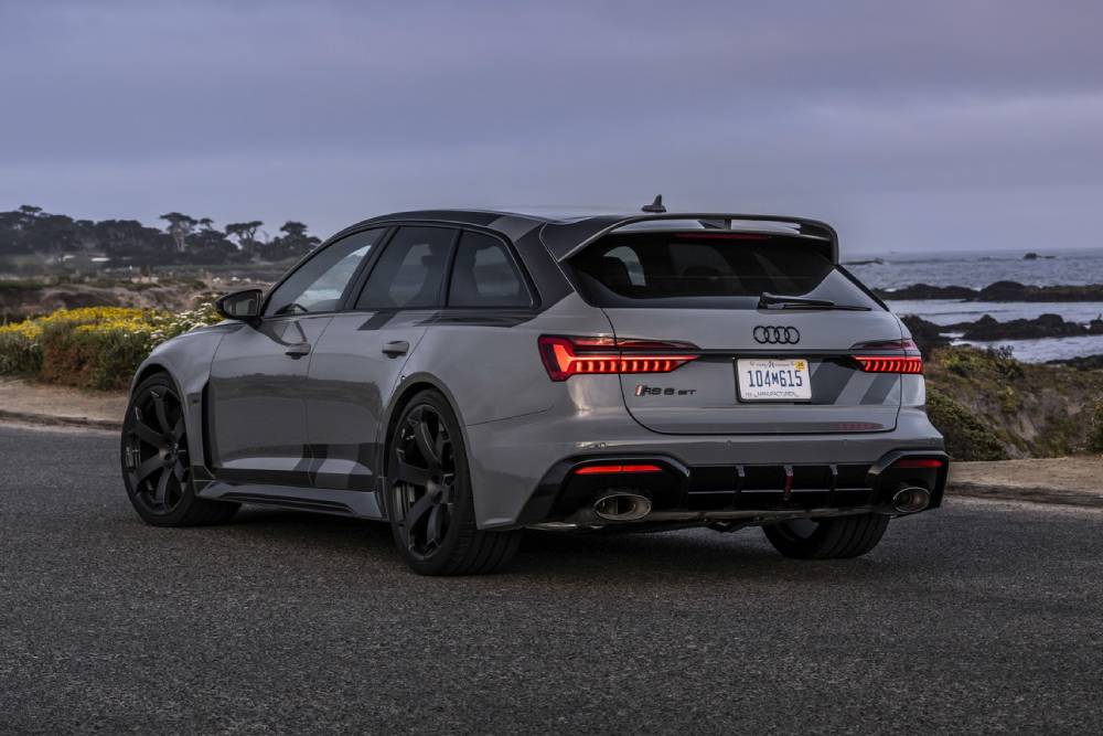 https://autogreeknews.gr/wp-content/uploads/2024/07/stunning-audi-rs-6-avant-gt-arrives-on-the-west-co-2.jpg