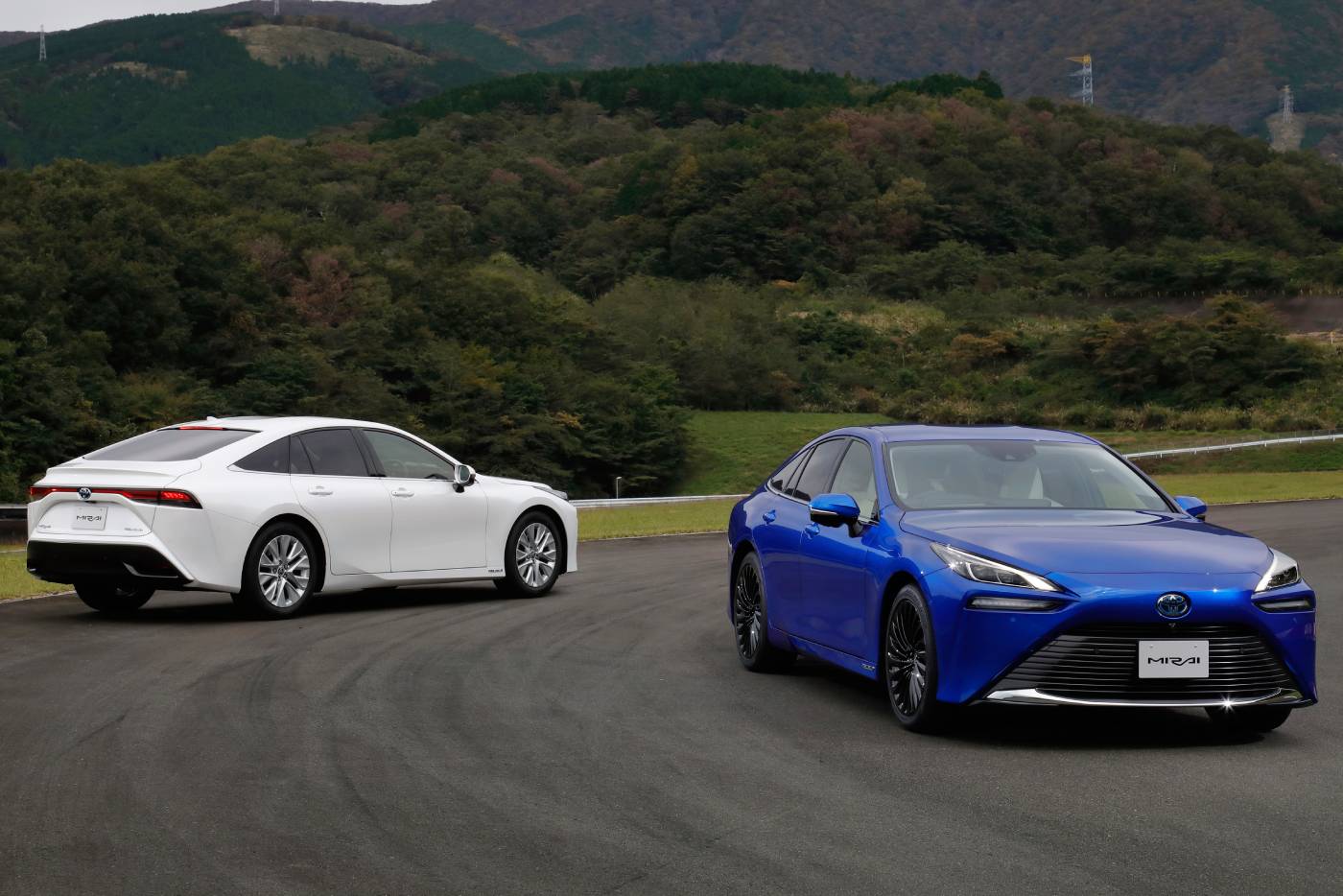 Καινούργια Toyota Mirai μισοτιμής και με 0% επιτόκιο