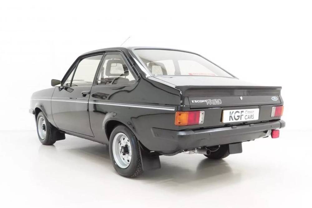 Άθικτο Ford Escort RS2000 ήταν έγκλειστο για 36 χρόνια