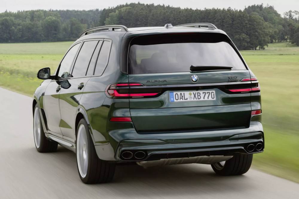 https://autogreeknews.gr/wp-content/uploads/2024/08/2025-BMW-ALPINA-XB7-Manufaktur-12-copy-2048x1152-1.jpg