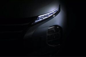 2025-Mitsubishi-Outlander-Facelift-Teaser-2