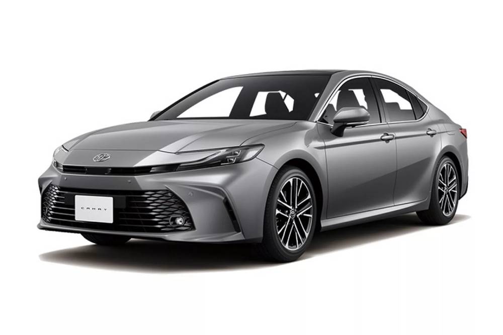https://autogreeknews.gr/wp-content/uploads/2024/08/2025-Toyota-Camry-United-Arab-Emirates-5-2048x1191-1.jpg
