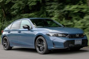 2025-honda-civic-rs-jdm (2)