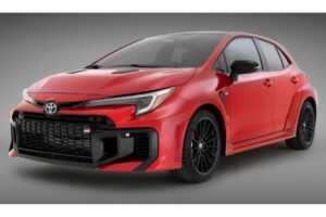 2025-toyota-gr-corolla-front-3-4 (1)