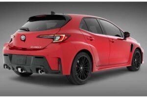 2025-toyota-gr-corolla-rear-3-4