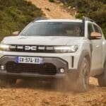 All-new-Dacia-Duster-HYBRID-140-Extreme