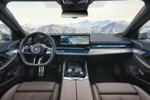 BMW-i5-2024-(1)