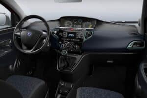 Lancia-Ypsilon-2022-(2)