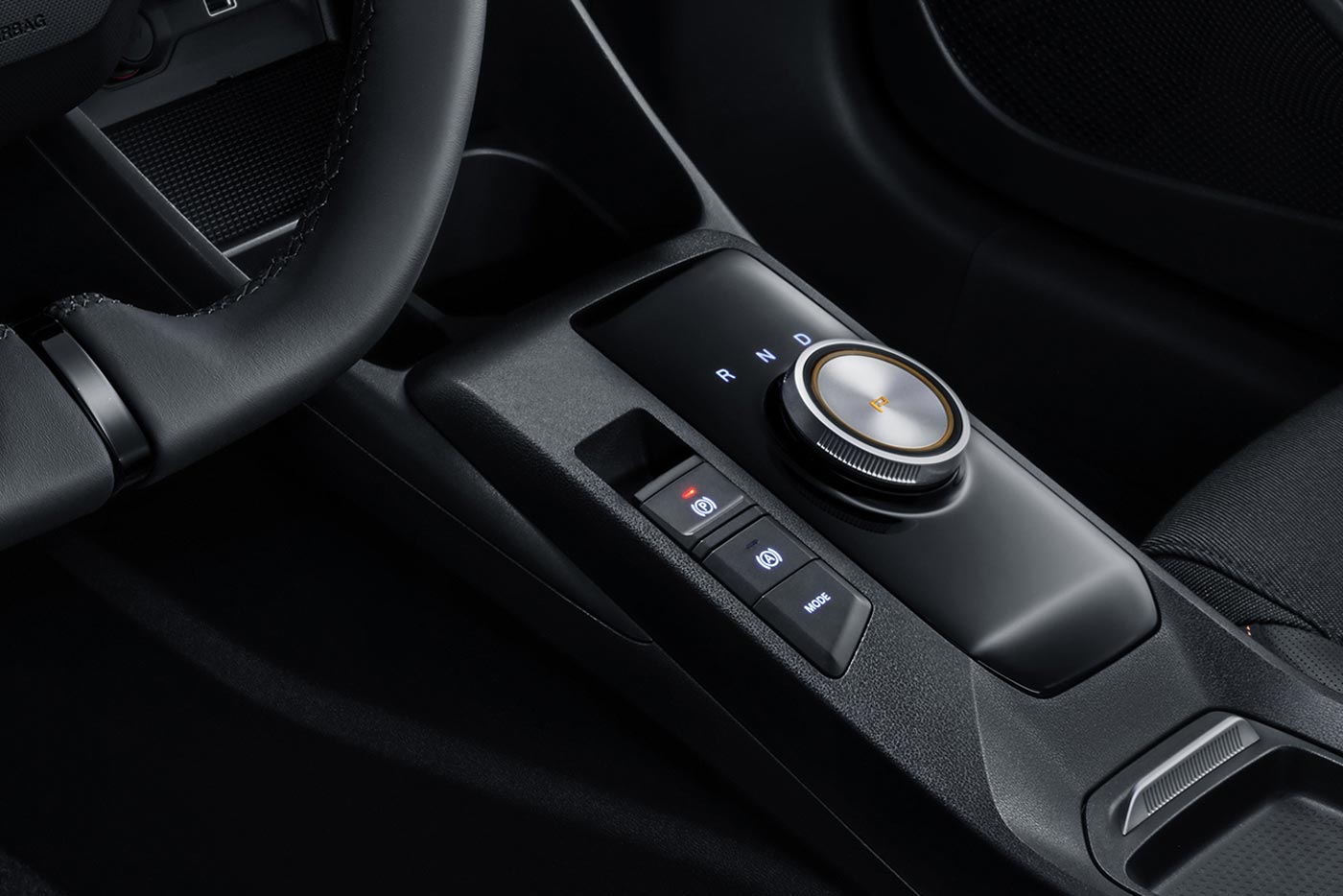 MG3-Hybrid+-gear-level