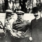 NicolaRomeoontherightwithPresentiandBrilliPeriatthestartoftheMilleMiglia1stedition-1927