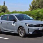 Opel-Corsa-1.2-Hybrid-kinisi