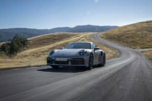 Porsche-911-Turbo-50-Years-Is-A-Retro-Flavored-Ann (10)