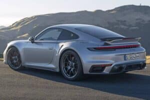 Porsche-911-Turbo-50-Years-Is-A-Retro-Flavored-Ann (5)